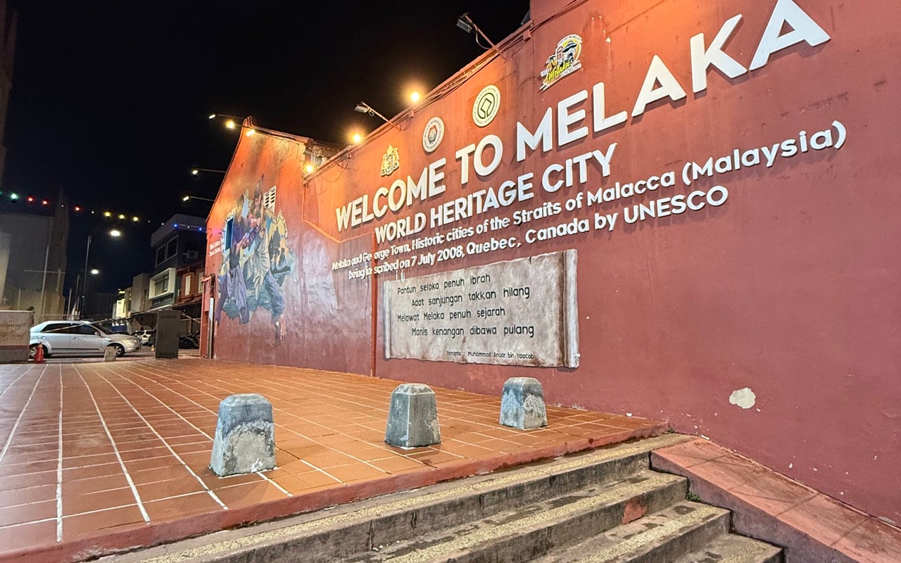 Melaka River