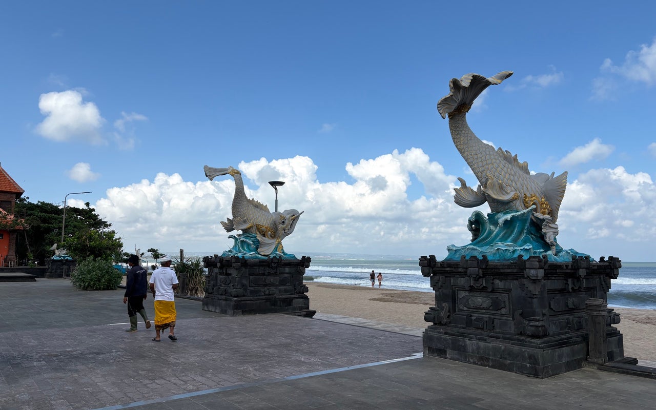 Seminyak Beach (Pantai Seminyak)