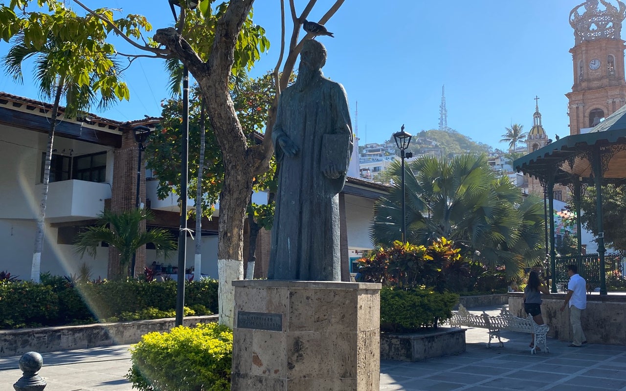 John Huston Statue