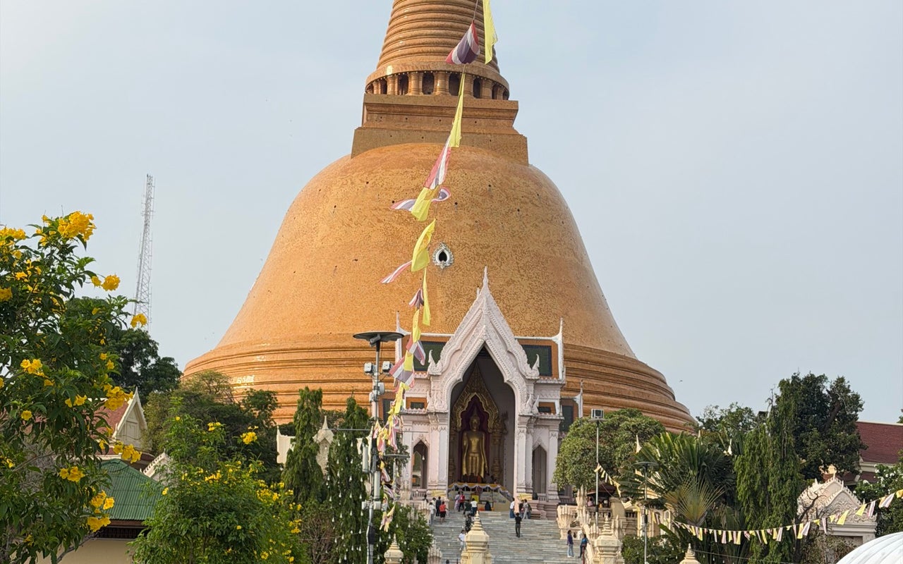 Phra Pathom Chedi (พระปฐมเจดีย์)