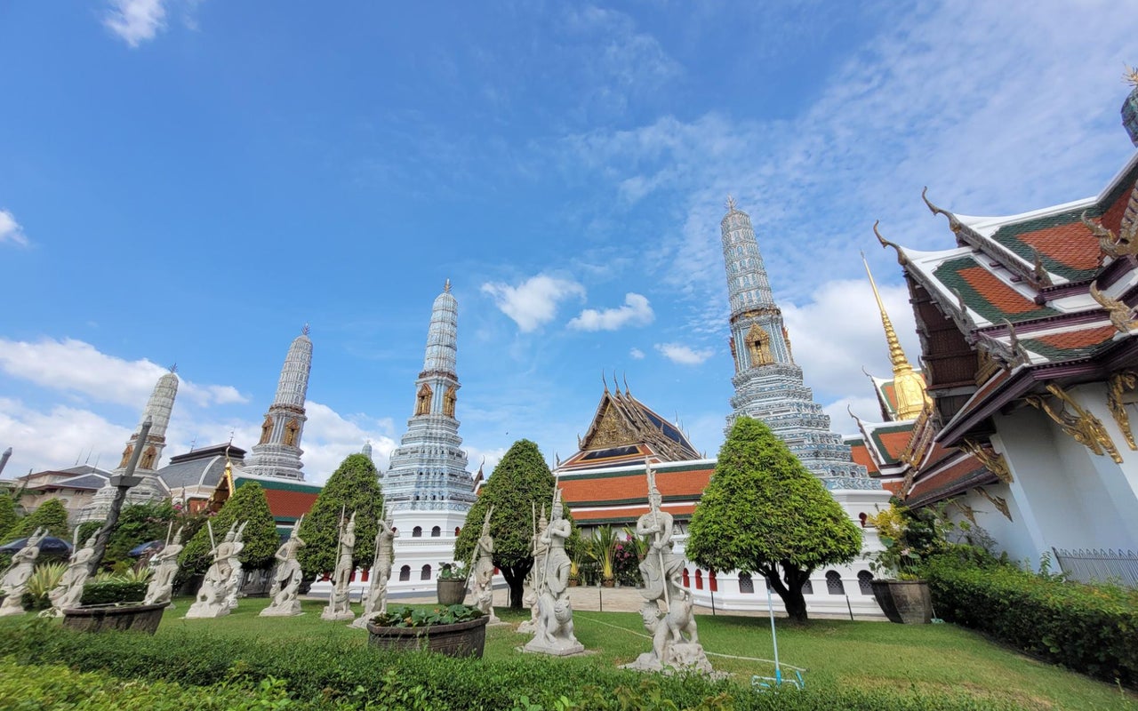Temple of the Emerald Buddha (วัดพระศรีรัตนศาสดาราม (วัดพระแก้ว))