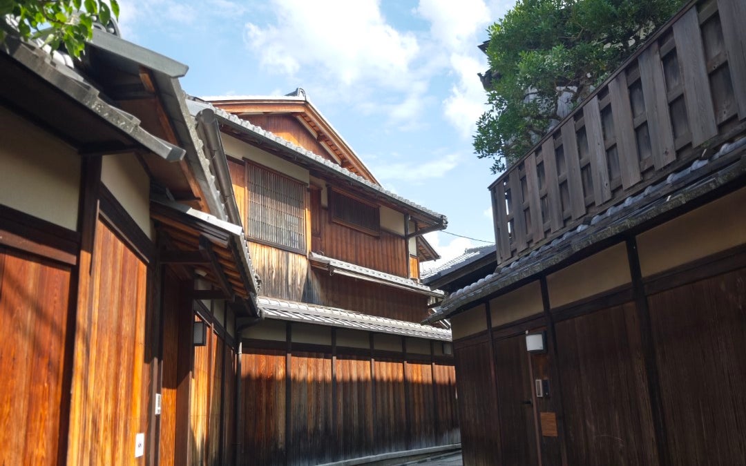 Ishibei-koji Alley (石塀小路)