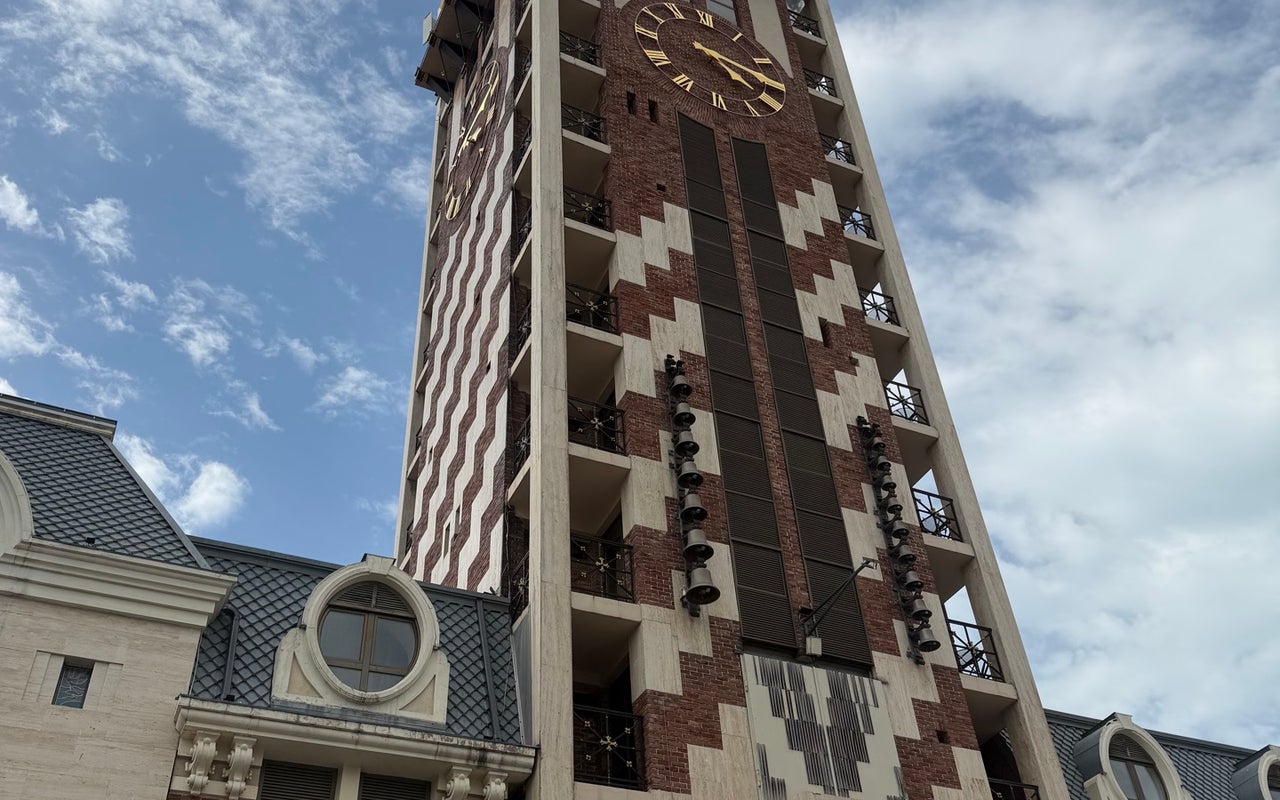 Batumi Piazza (პიაცა)