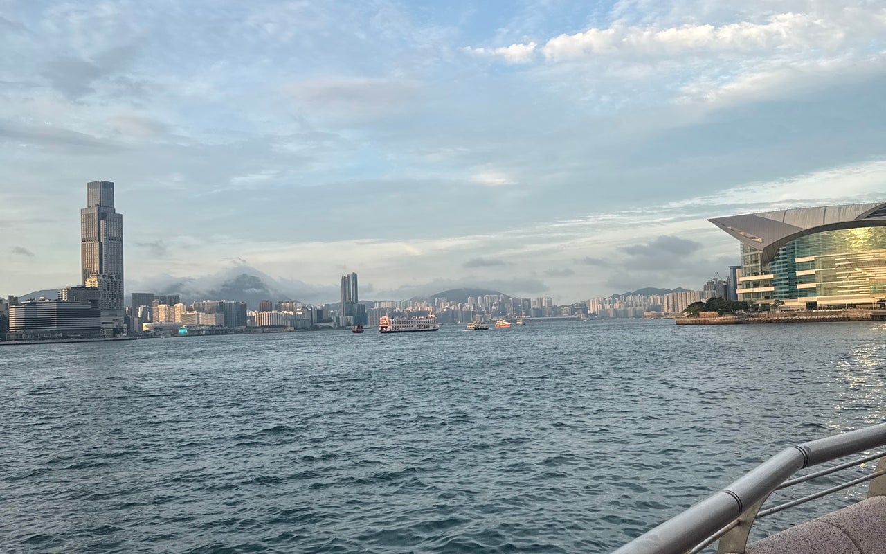 Victoria Harbour (維多利亞港)