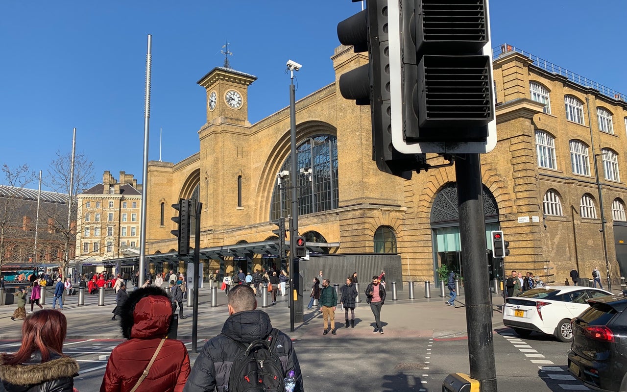 Kings Cross Station (R)