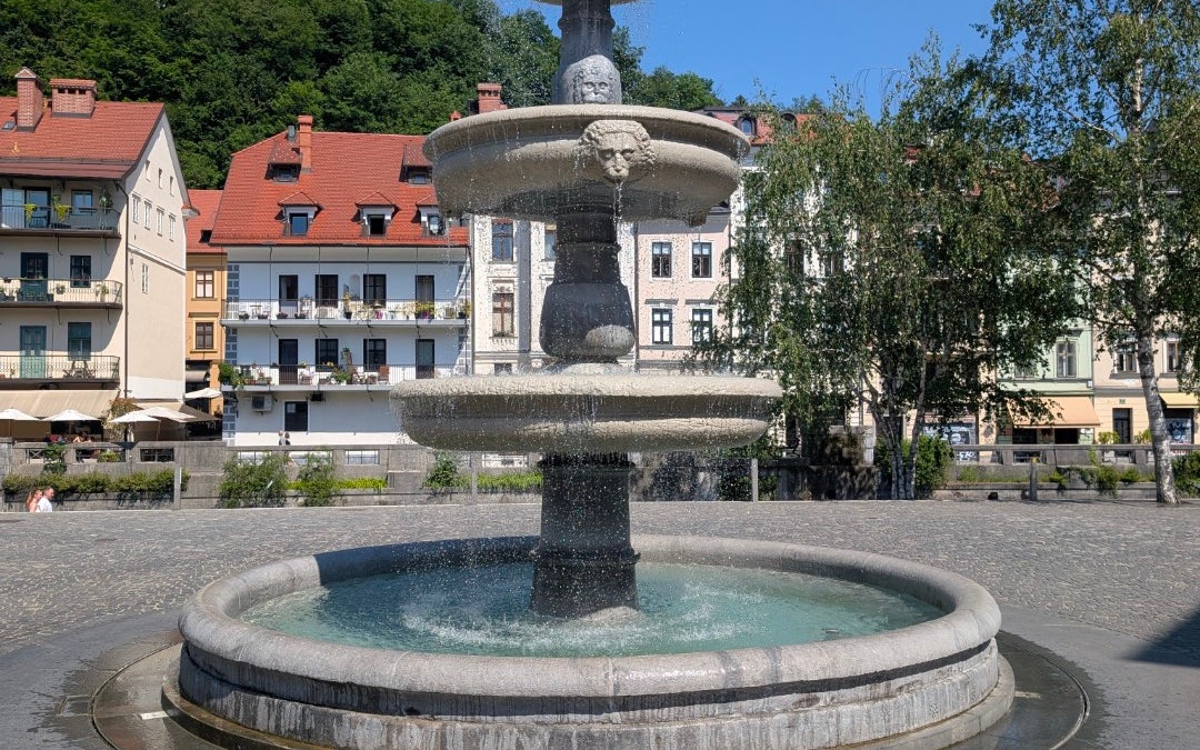 Novi trg