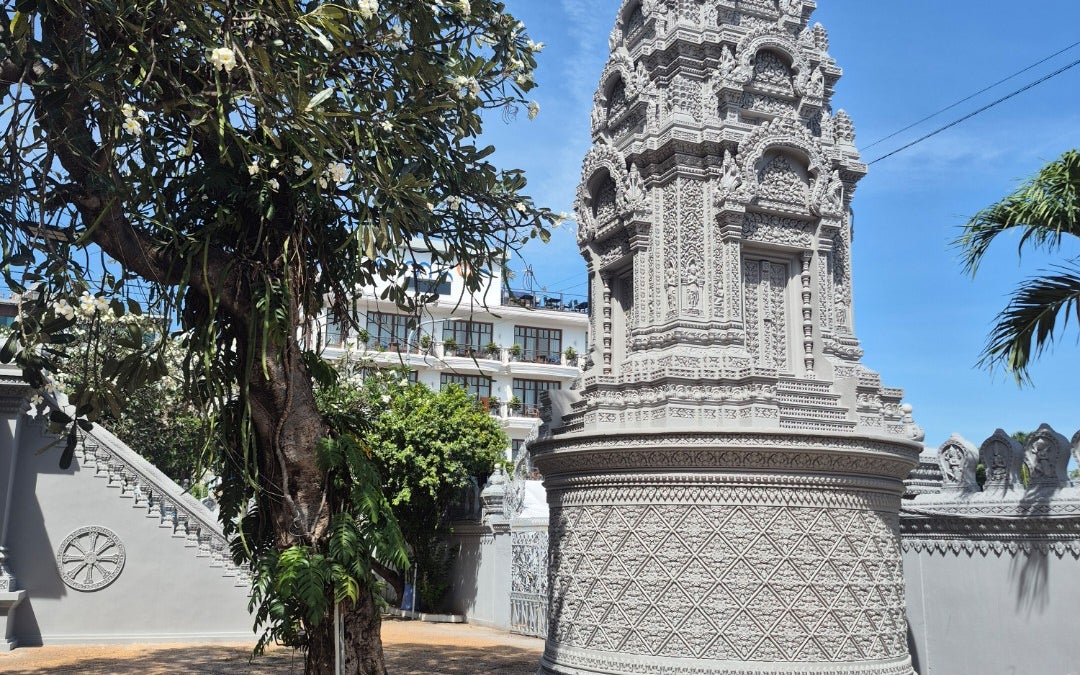 Wat Ounalom (វត្តឧណ្ណាលោម)