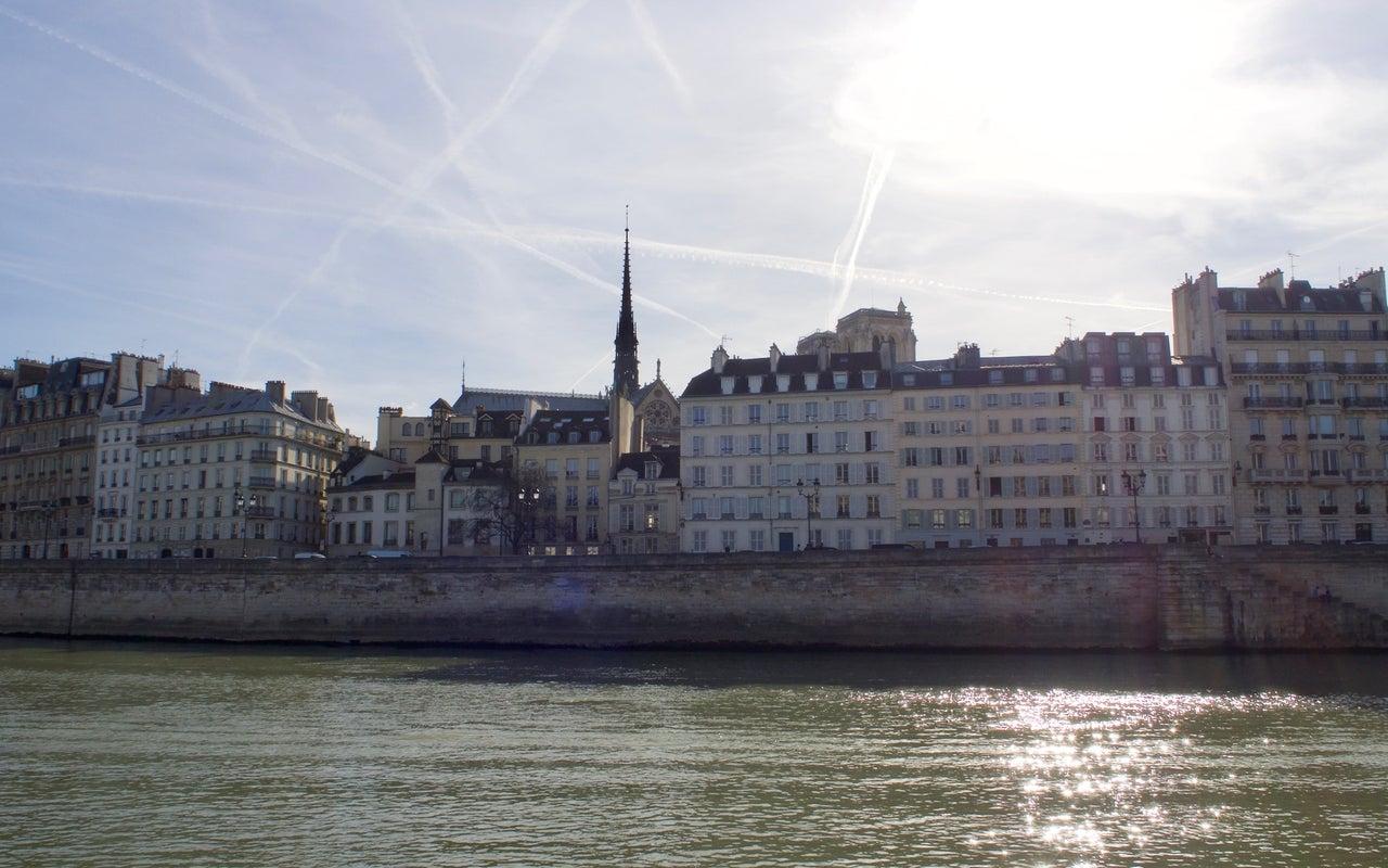 Square du Port de l'Hôtel de Ville