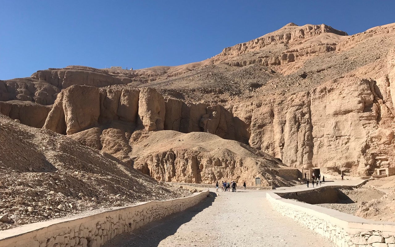 Tomb of Tutankhamun (KV62) (مقبرة توت عنخ امون)