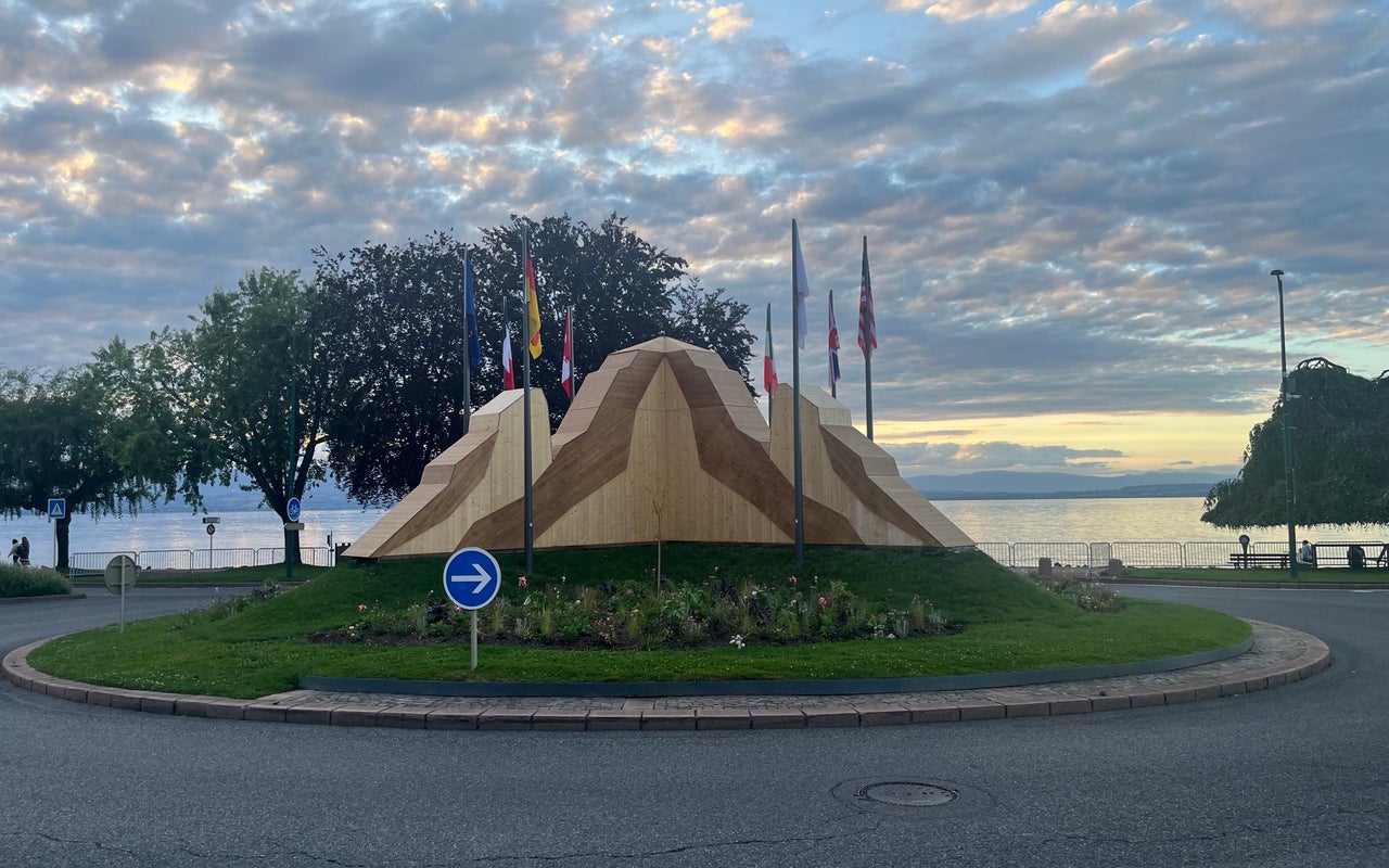Évian-les-Bains