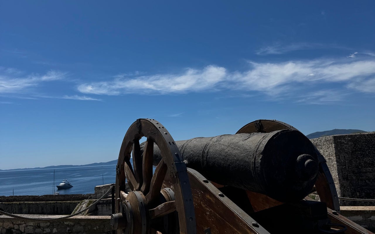 Old Fortress (Παλαιό Φρούριο)