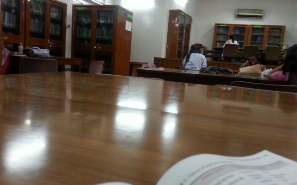 Fatima Jinnah Medical College