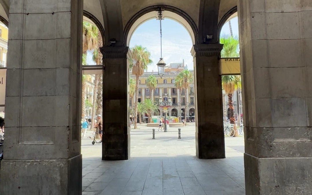 Royal Square (Plaça Reial)
