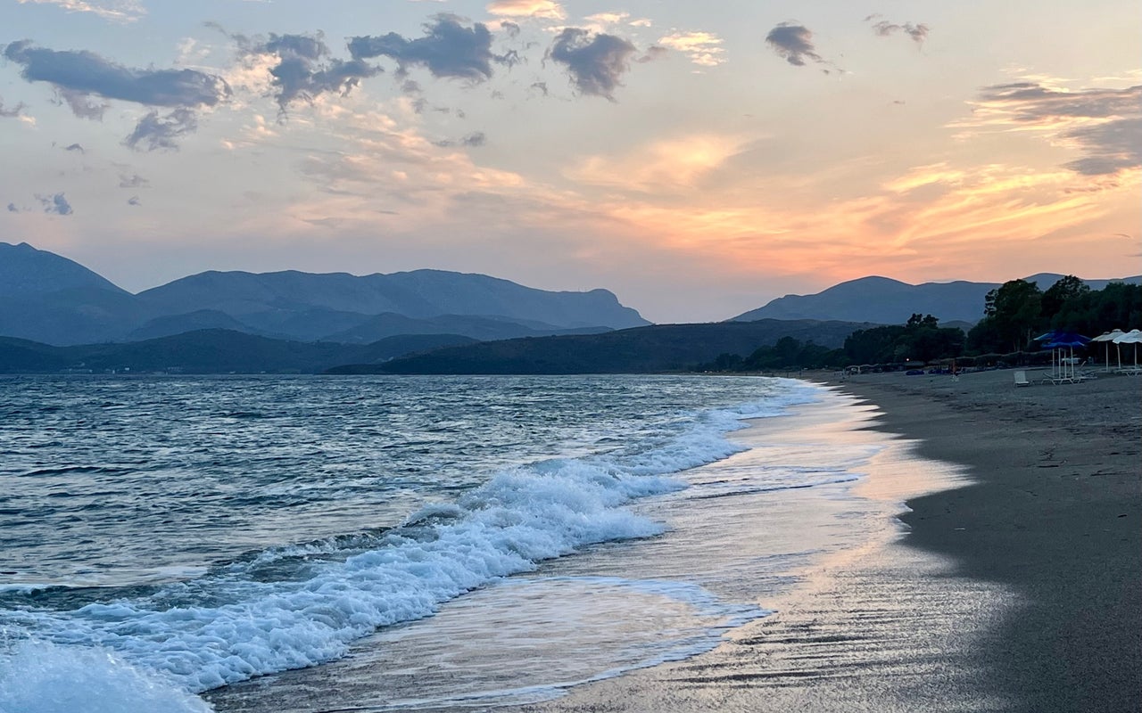 Mavrovouni Beach (Παραλία Μαυροβουνίου)