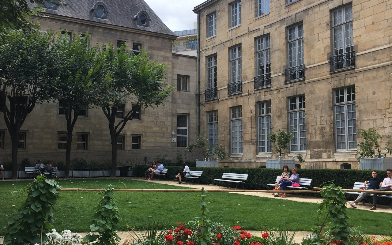 Jardin de l'Hôtel de Ville de Paris