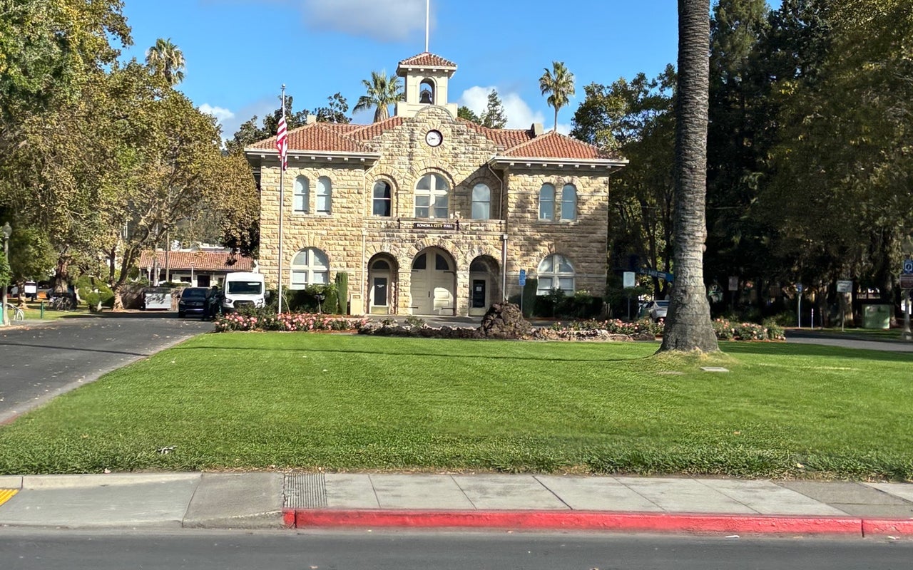 Sonoma Plaza
