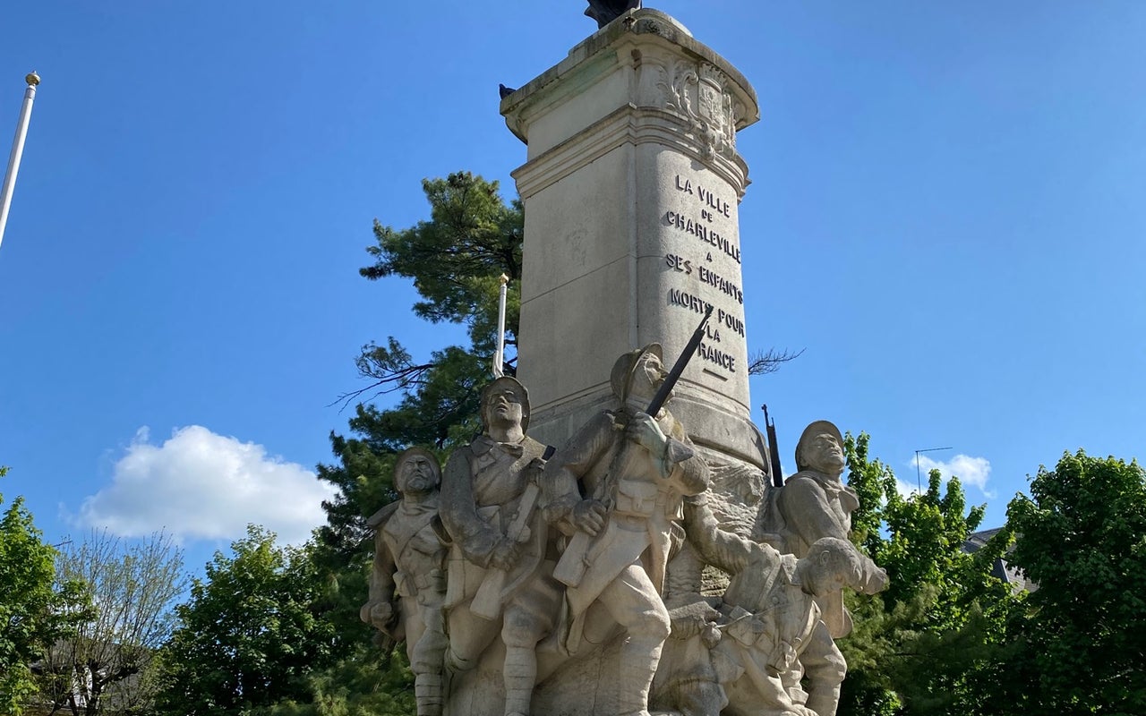 Le Grand Marionnettiste