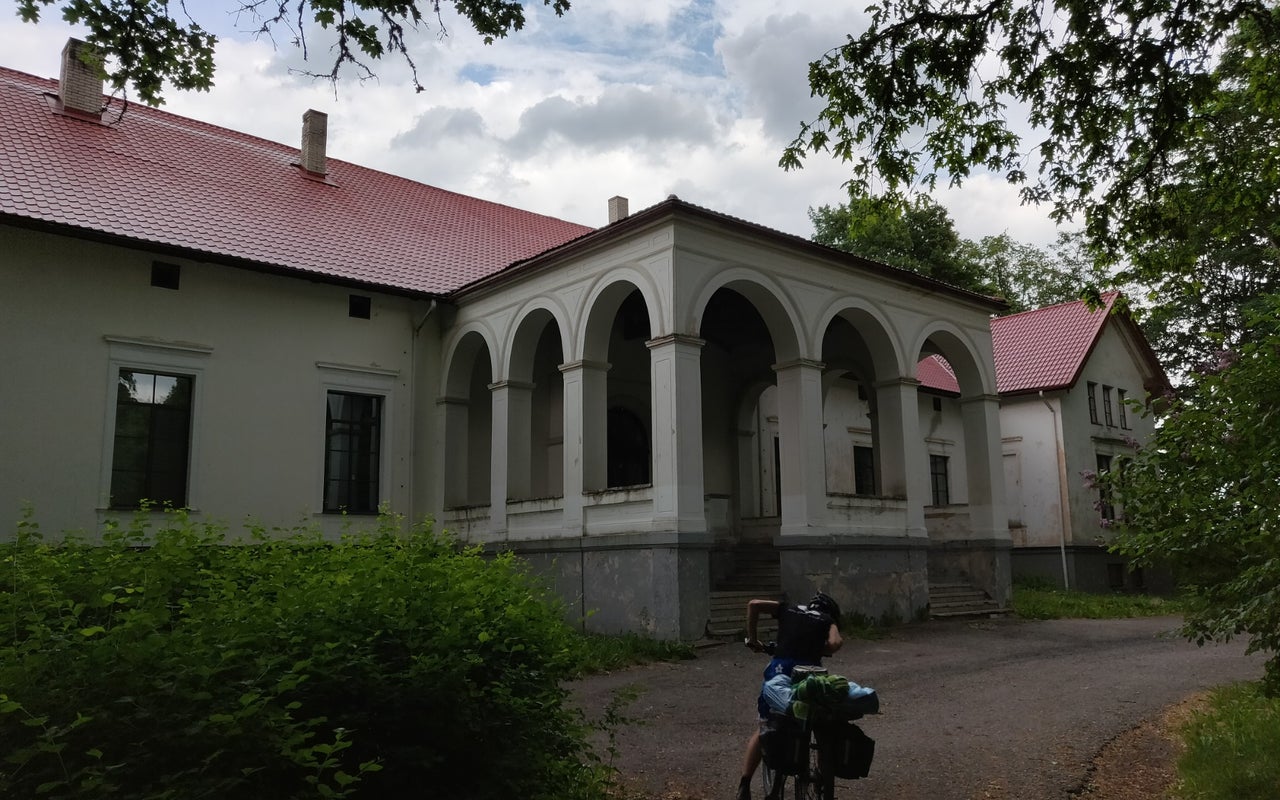 Pruuna mõis & Lehtse Kool (Pruuna Manor & Lehtse School)