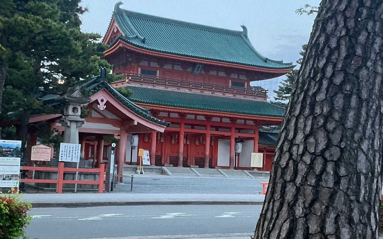 Heian Jingu Shrine (平安神宮)