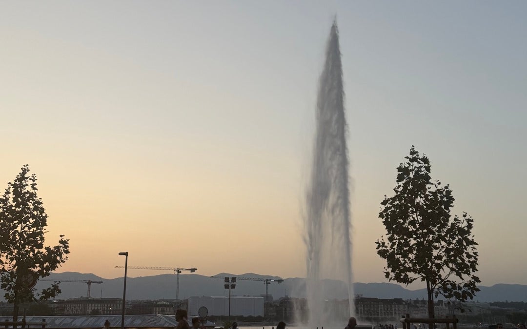 Geneva Water Fountain (Jet d'eau de Genève)