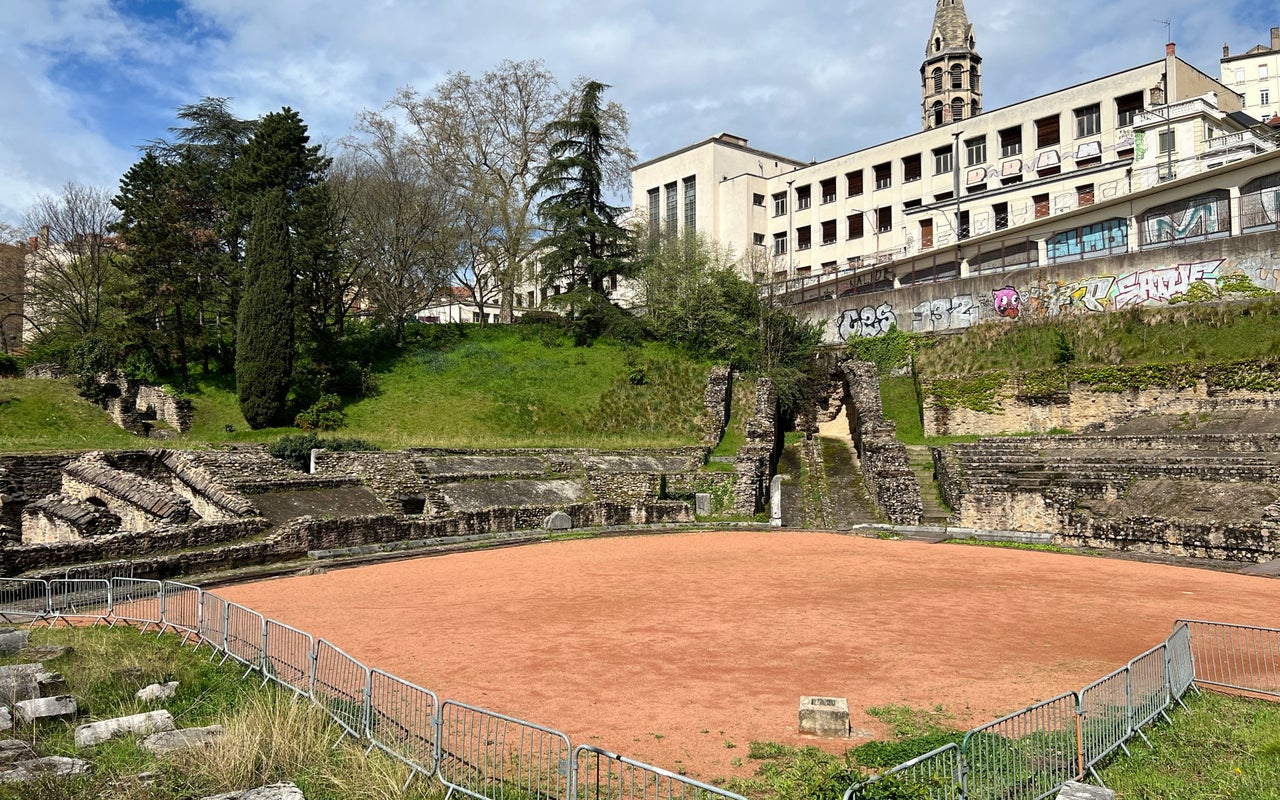 Amphitheatre des Trois Gaules