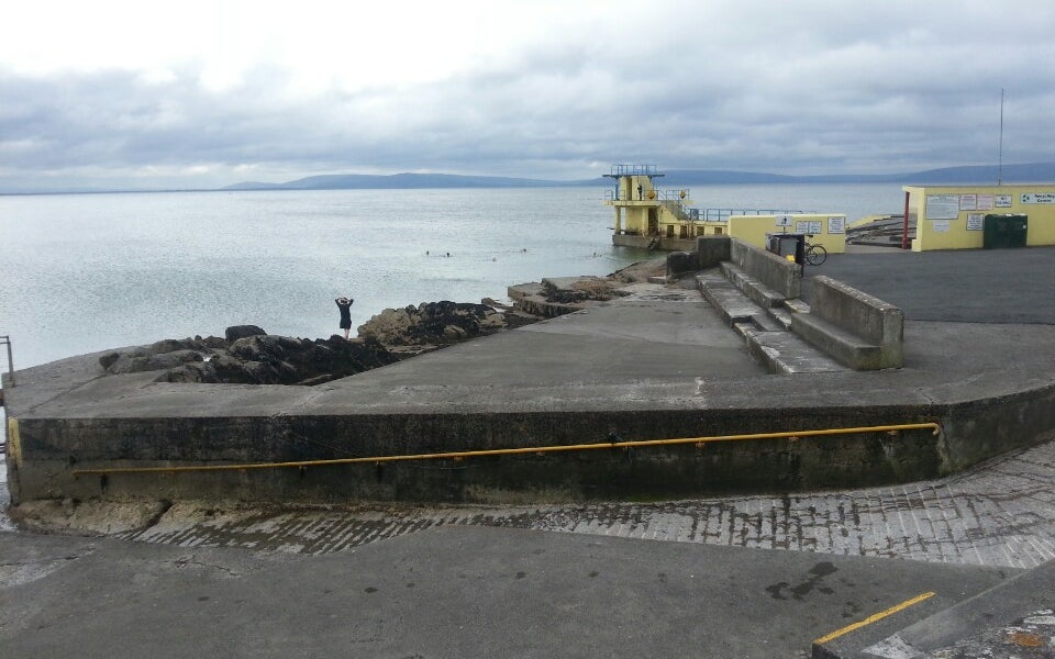 Blackrock Beach & Diving Tower