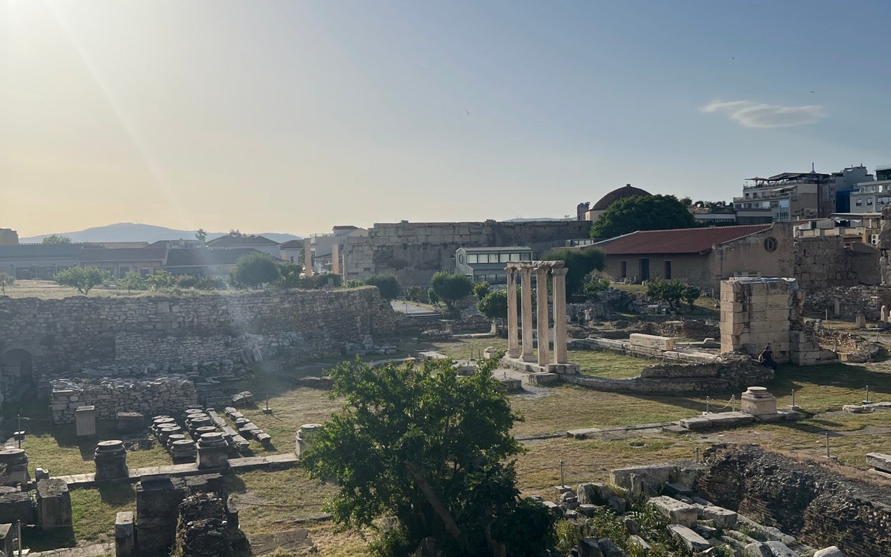 Hadrian's Library (Βιβλιοθήκη Αδριανού)