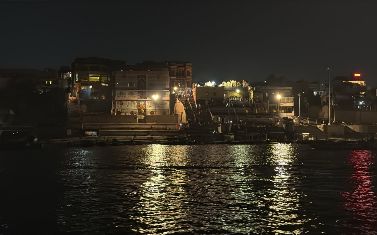 Dasaswamedh Ghat