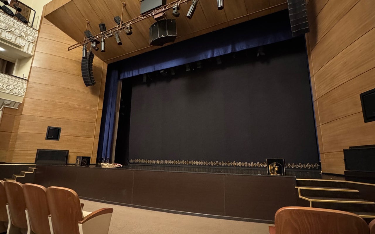 Azerbaijan State Academic National Drama Theatre (Azərbaycan Dövlət Akademik Milli Dram Teatrı)