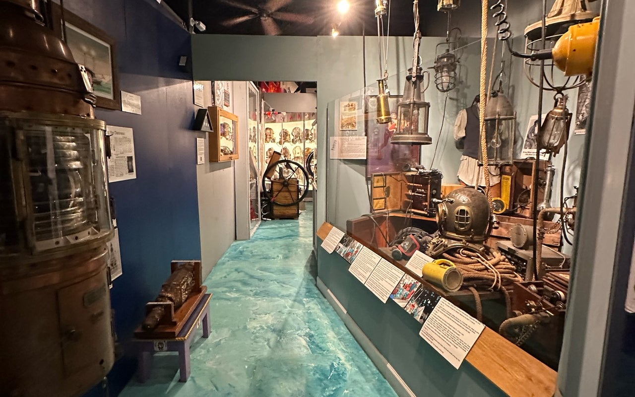 History of Diving Museum