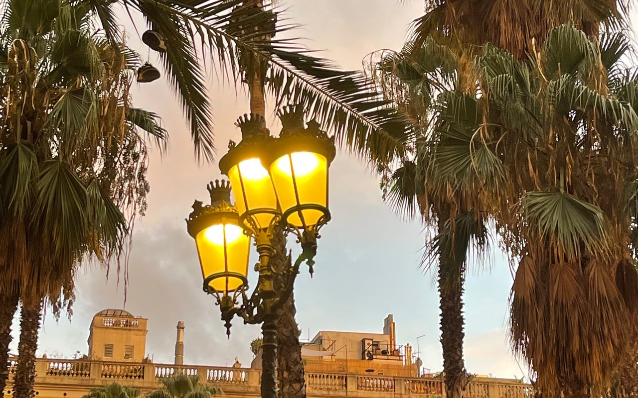 Royal Square (Plaça Reial)