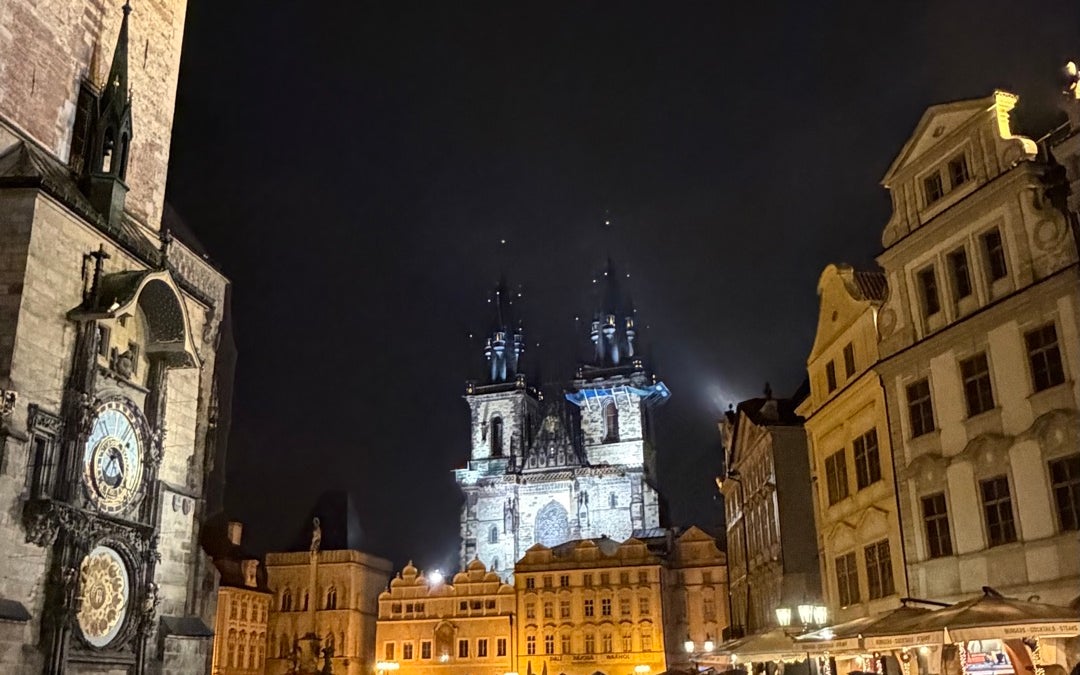Old Town Square (Staroměstské náměstí)