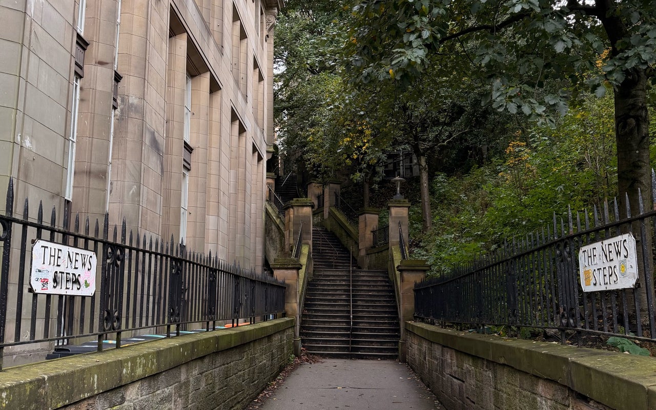 Mercat Cross