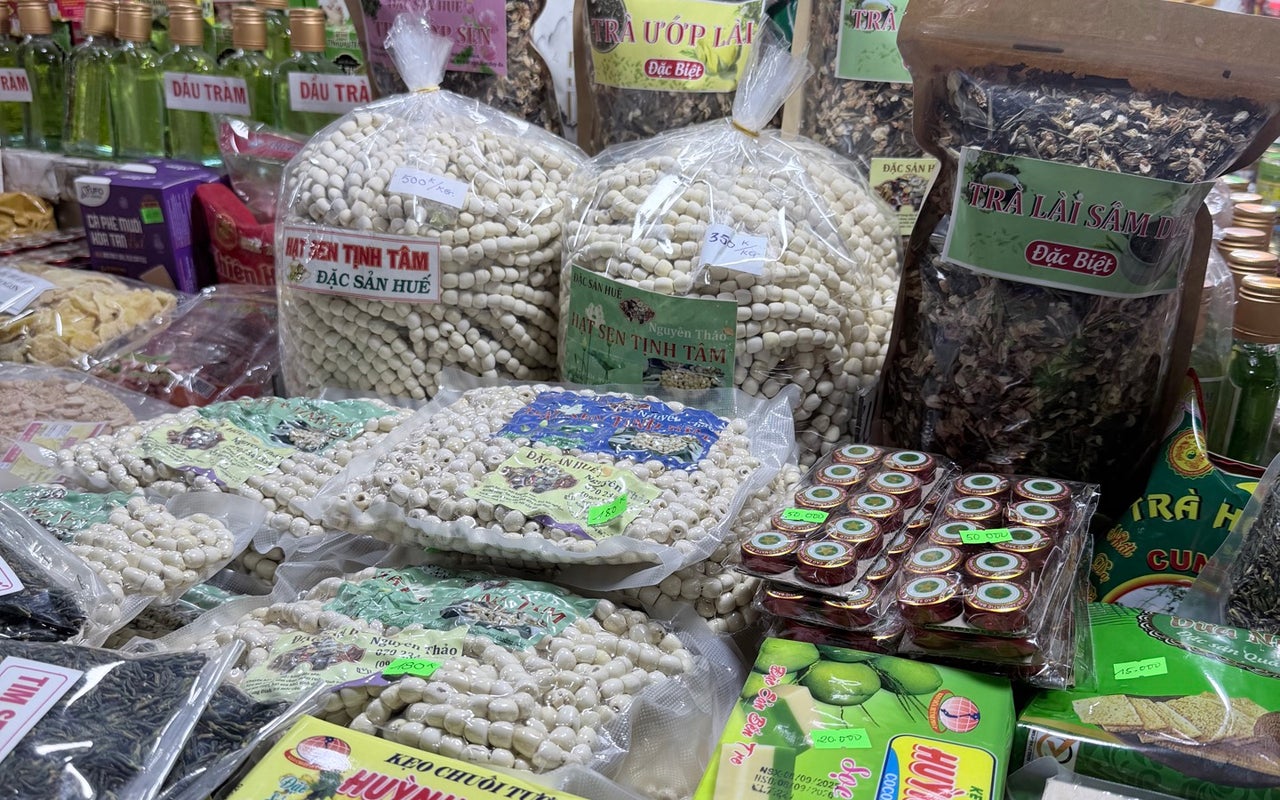 Chợ Đông Ba (Dong Ba Market)