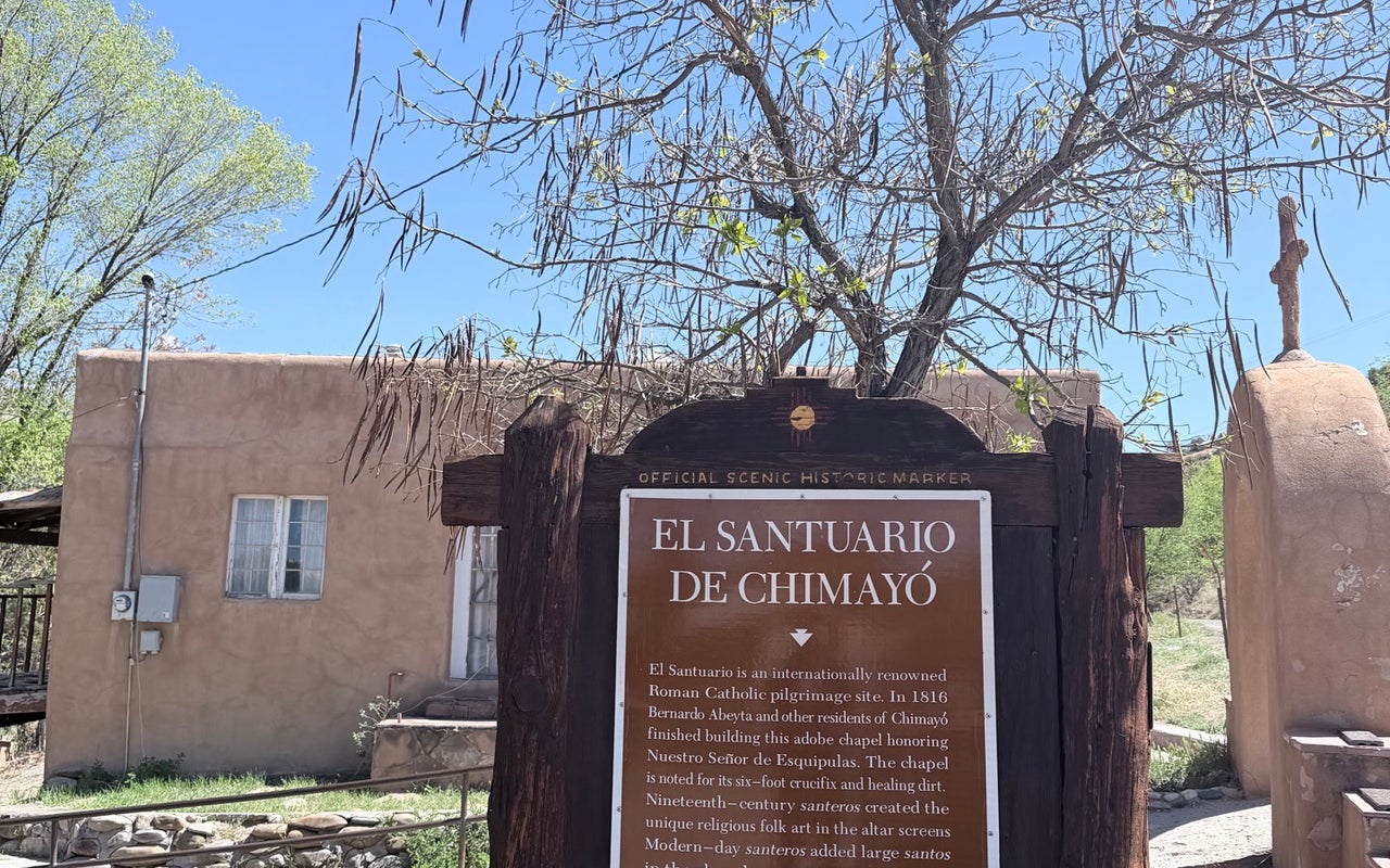 Santuario De Chimayo