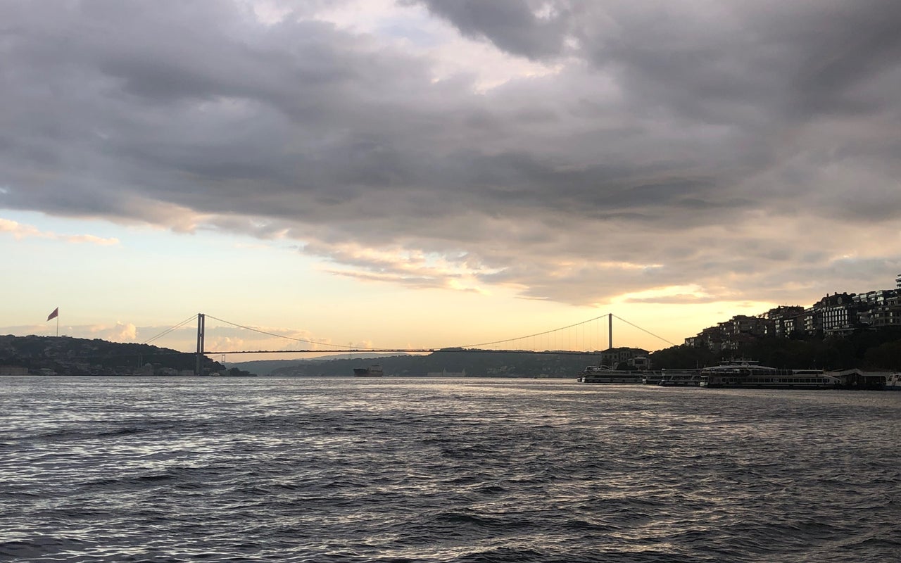 Uskudar Square (Üsküdar Meydanı)