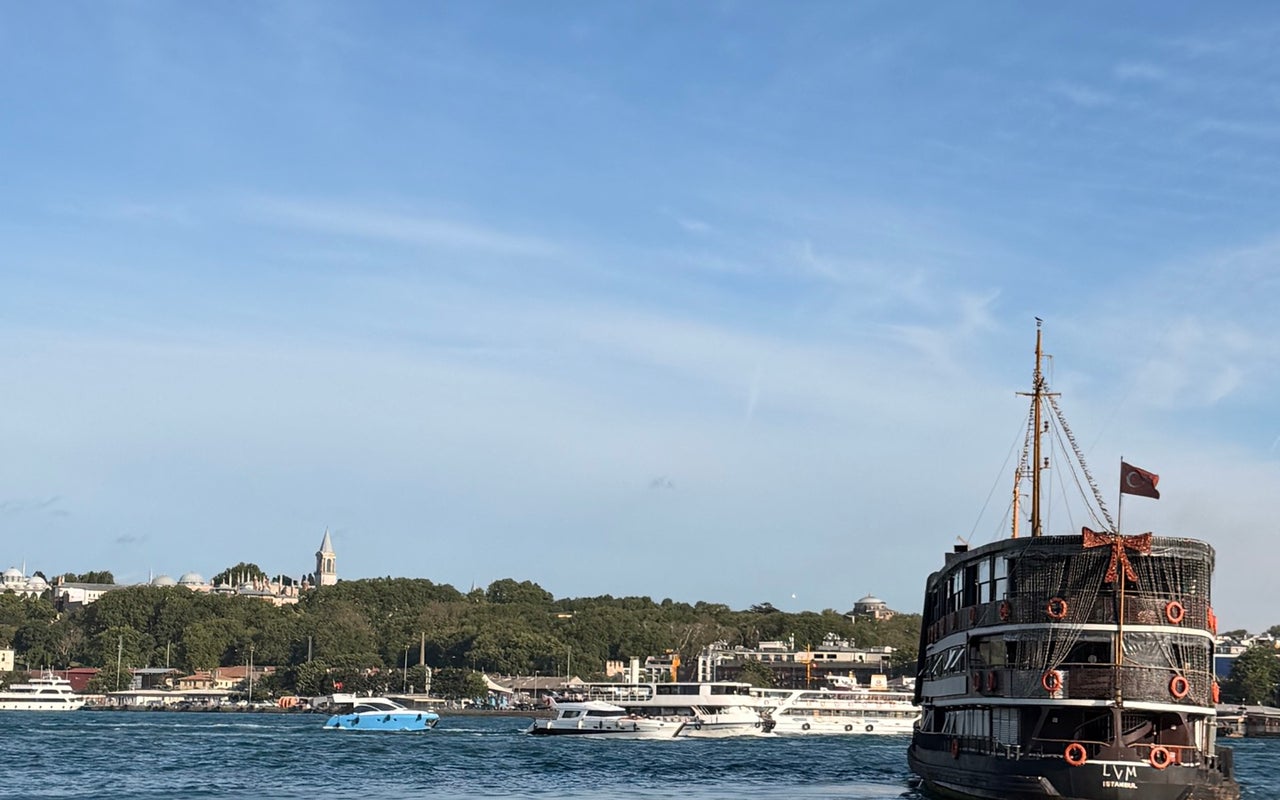 Galata Bridge (Galata Köprüsü)
