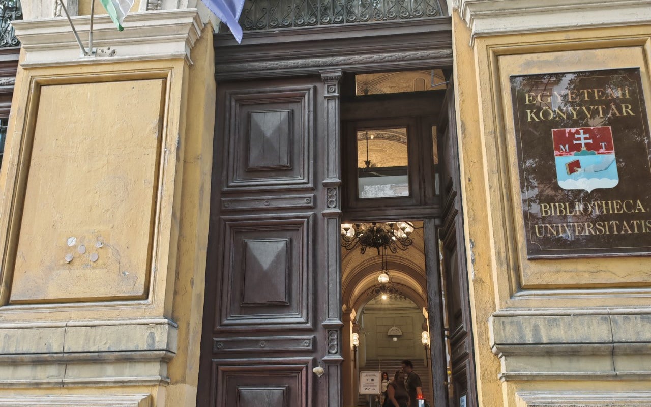 ELTE Egyetemi Könyvtár és Levéltár / ELTE University Library and Archives
