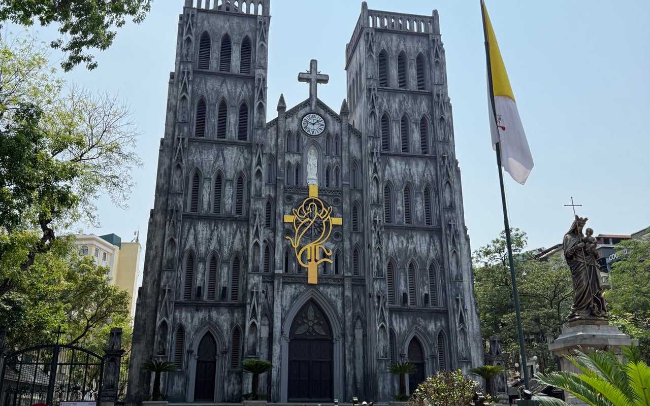 St. Joseph's Cathedral (Nhà Thờ Lớn)