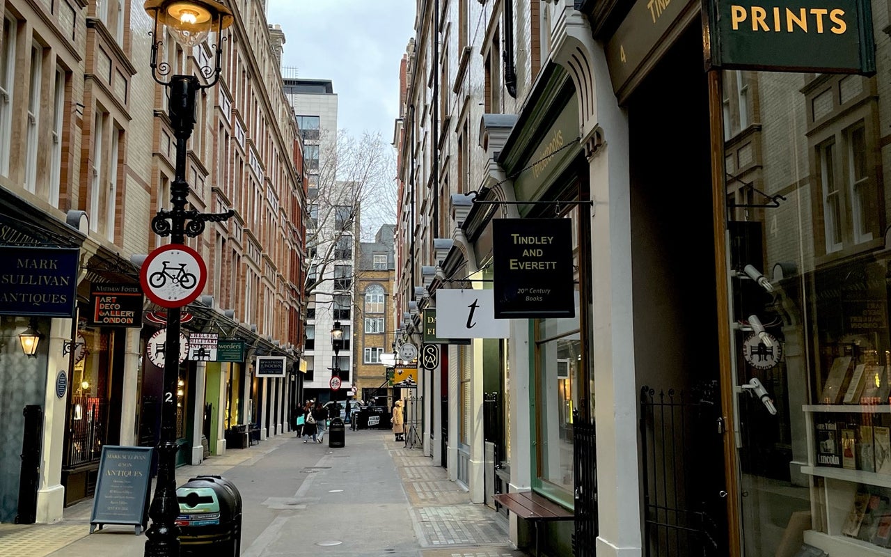 Cecil Court