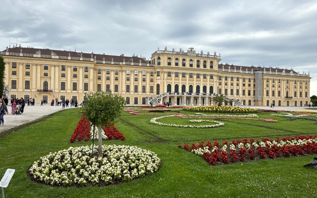 Schönbrunn Palace (Schloss Schönbrunn)