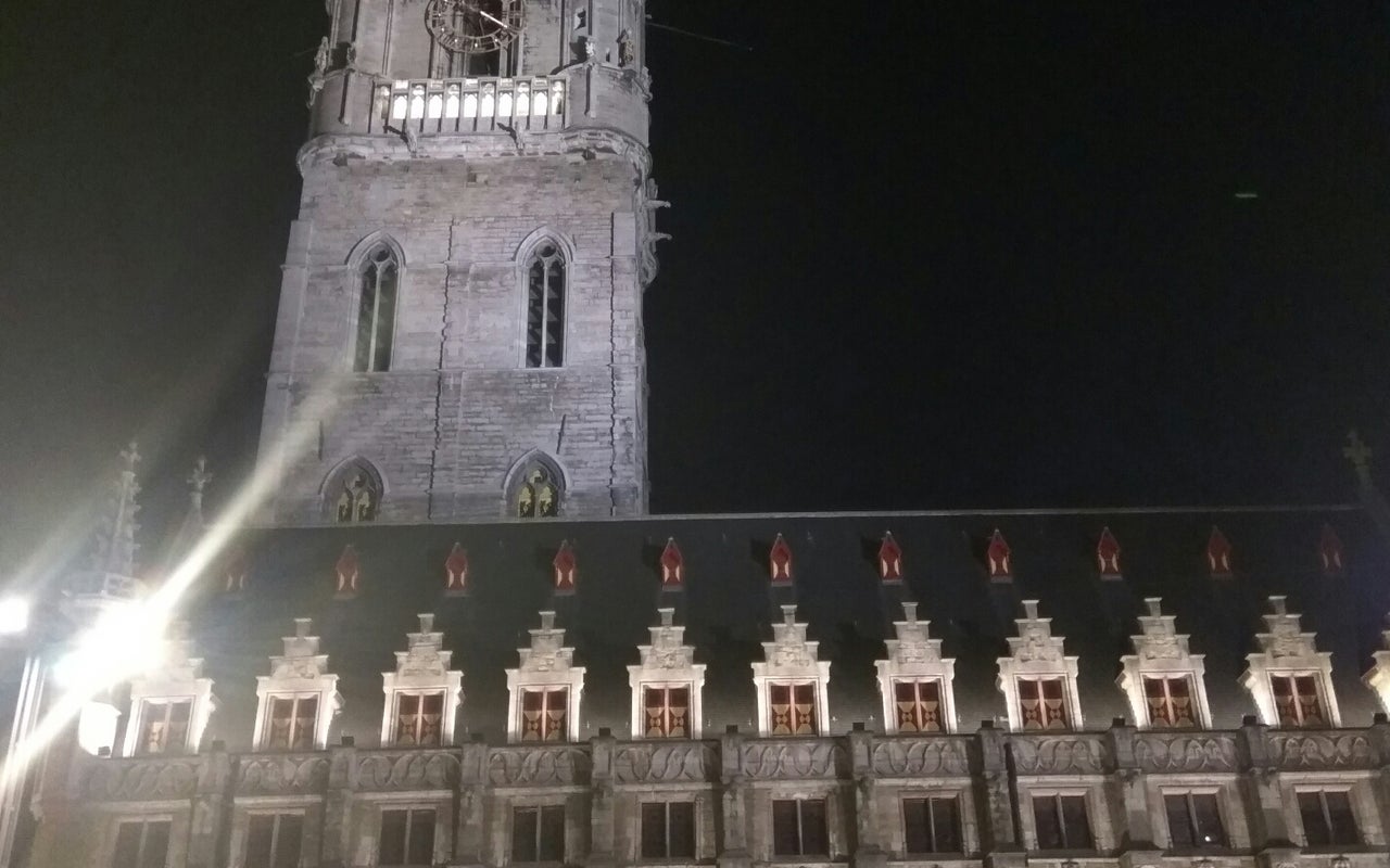 Cloth Hall (Lakenhal)