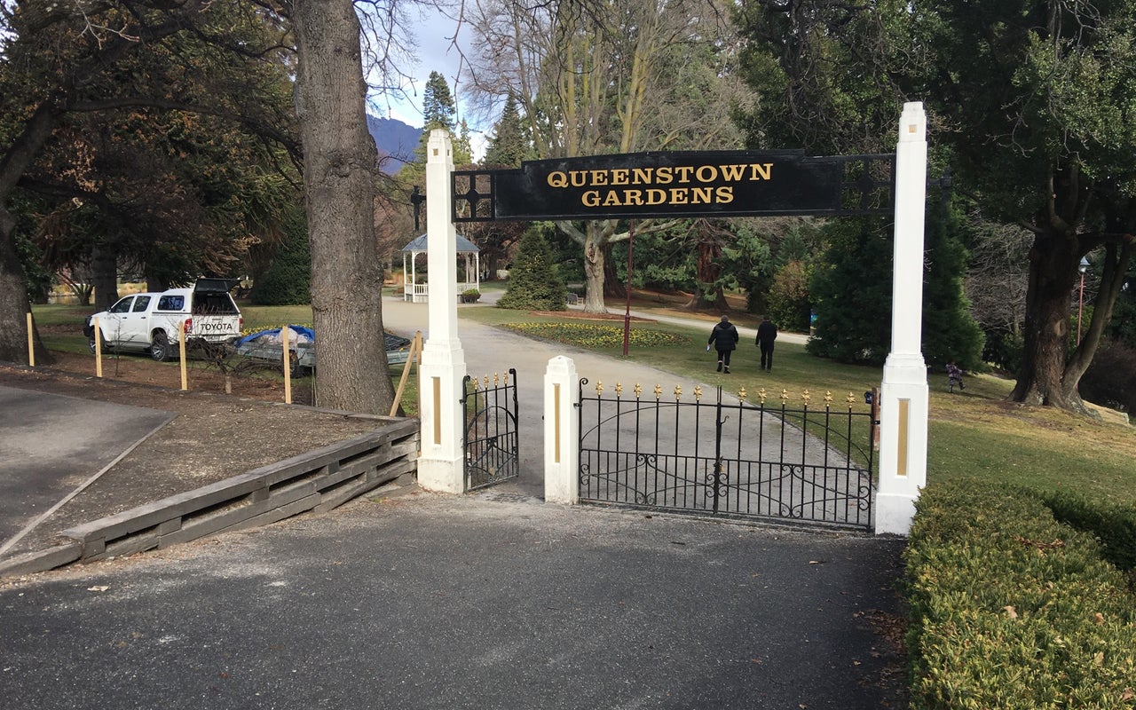 Queenstown Gardens
