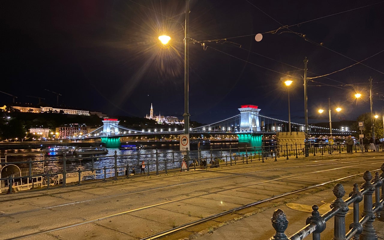 Chain Bridge (Széchenyi lánchíd)