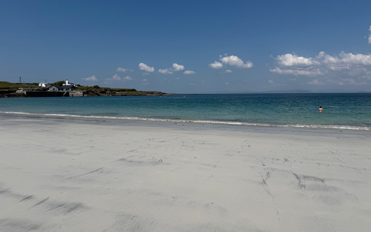 Kilmurvey Beach