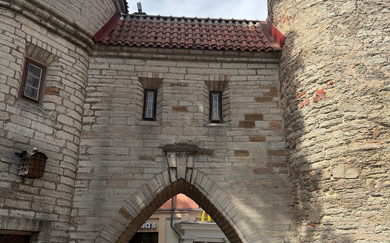 Viru Gate (Viru Värav)
