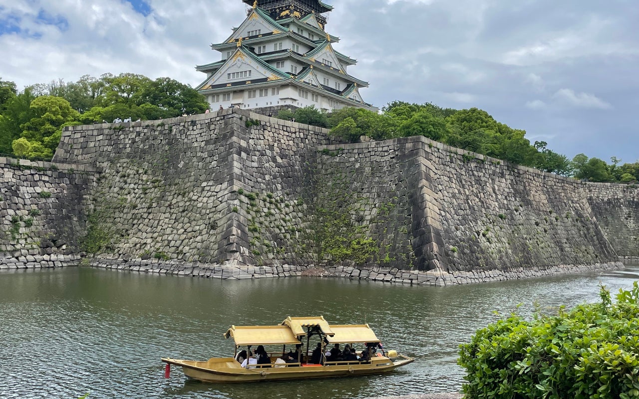 Osaka Castle (大阪城)