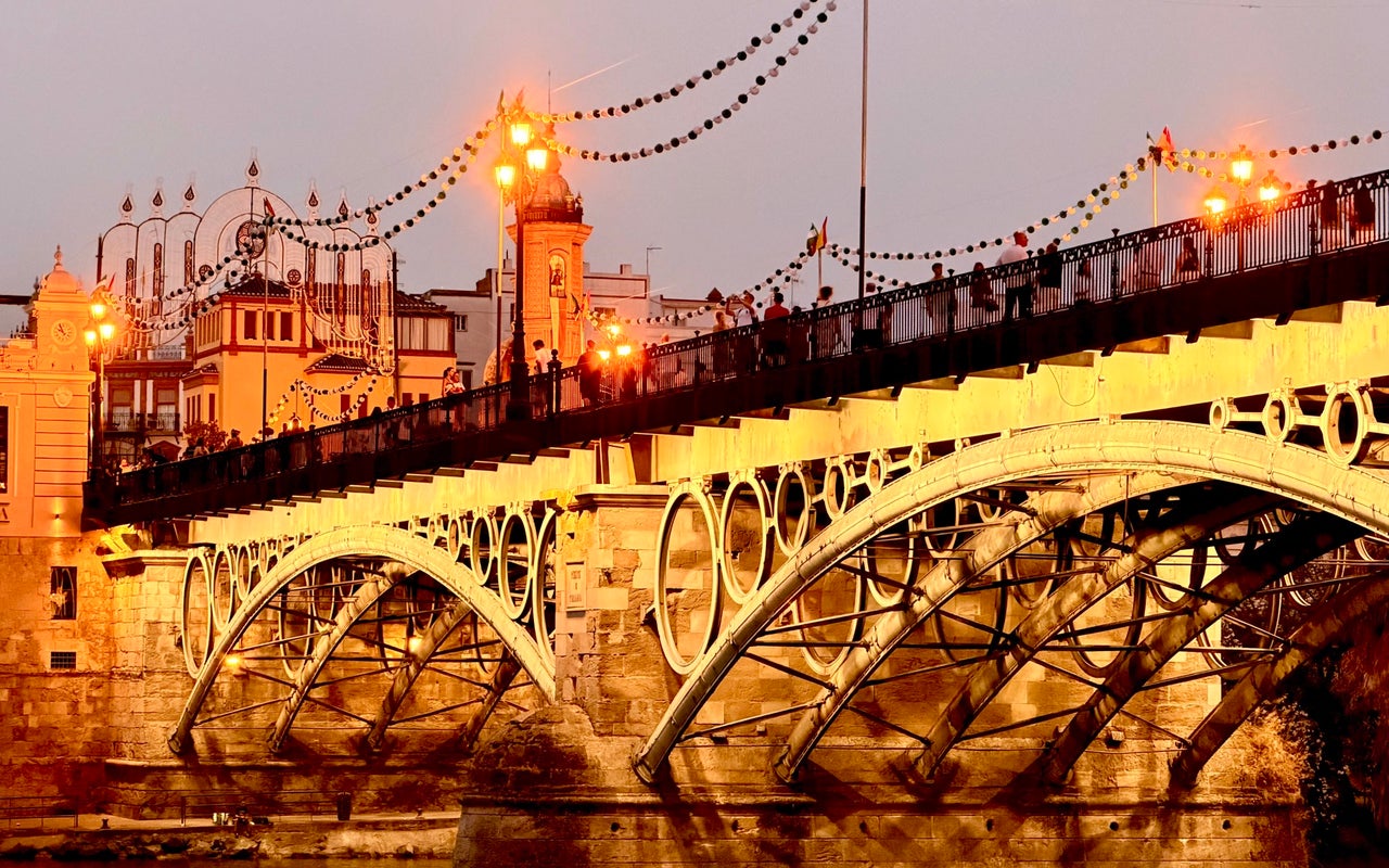 Isabel II Bridge 'Triana Bridge' (Puente de Isabel II  'Puente de Triana')