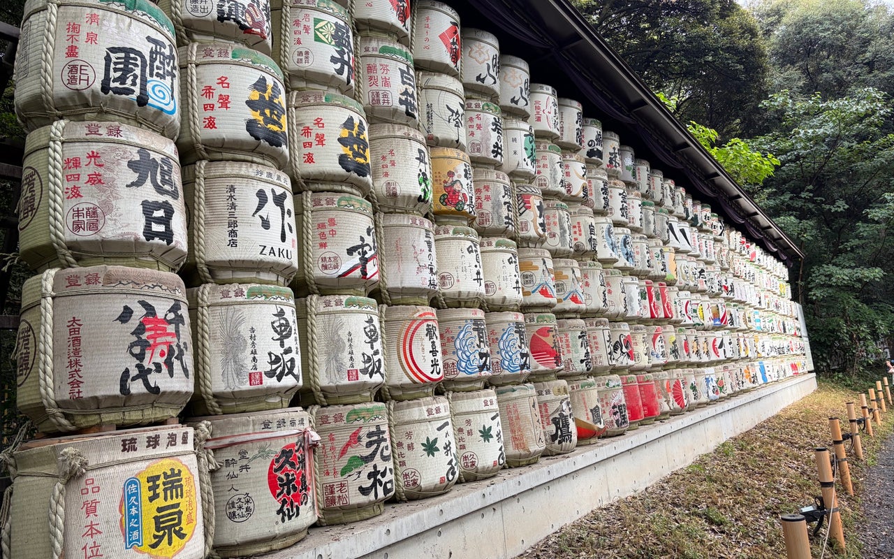 Quiet Walk Around Meiji Jingu: Nature, Memory, and Art in Tokyo