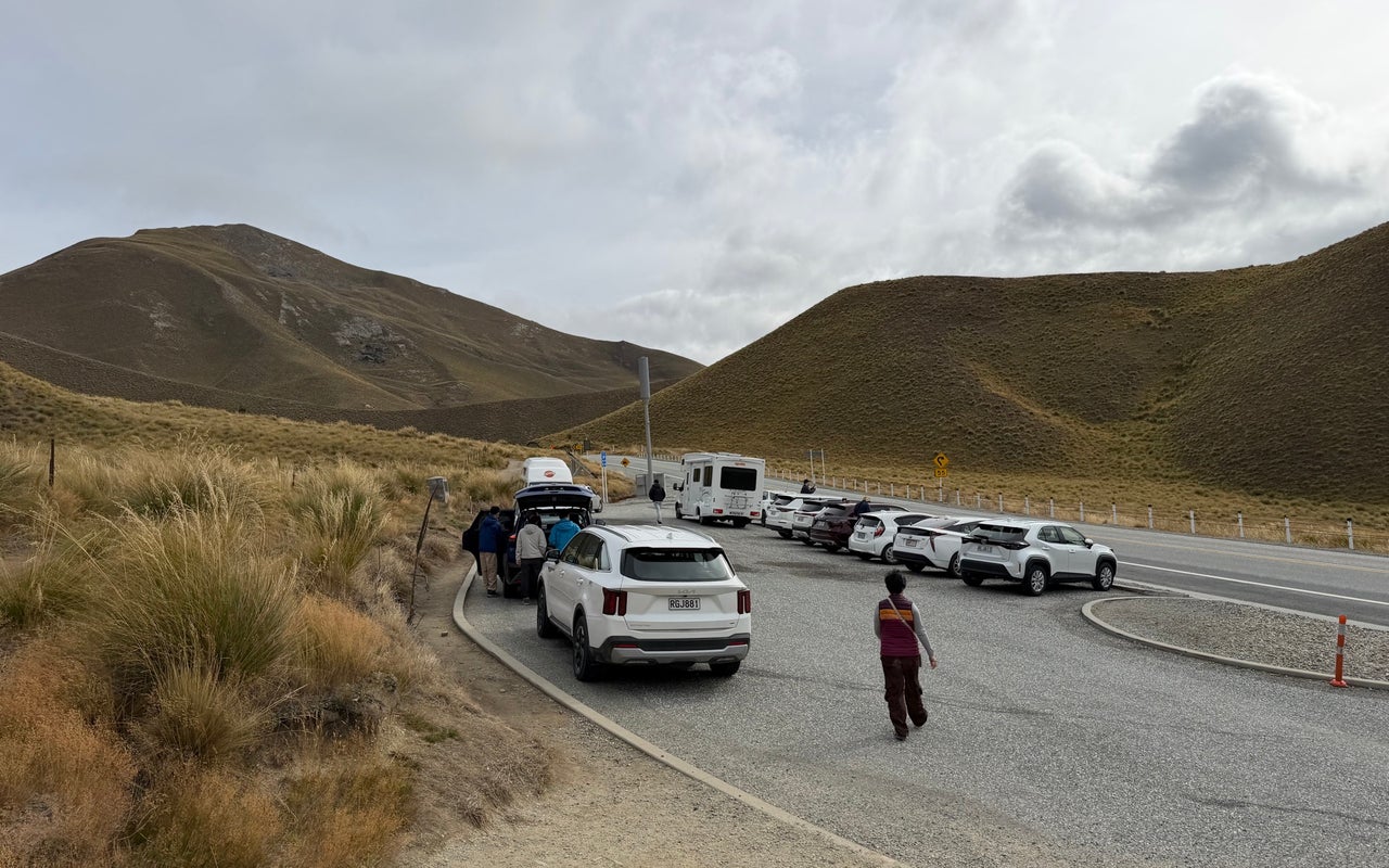 Lindis Pass Viewpoint